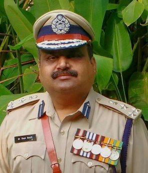 विशद तिवारी